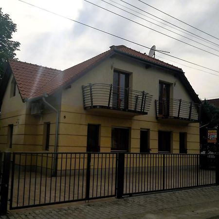 Frank Apartmanhaz Apartment Balatonboglar Exterior photo