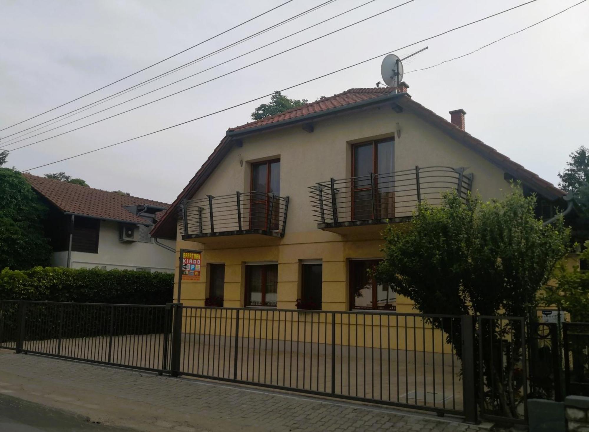 Frank Apartmanhaz Apartment Balatonboglar Exterior photo